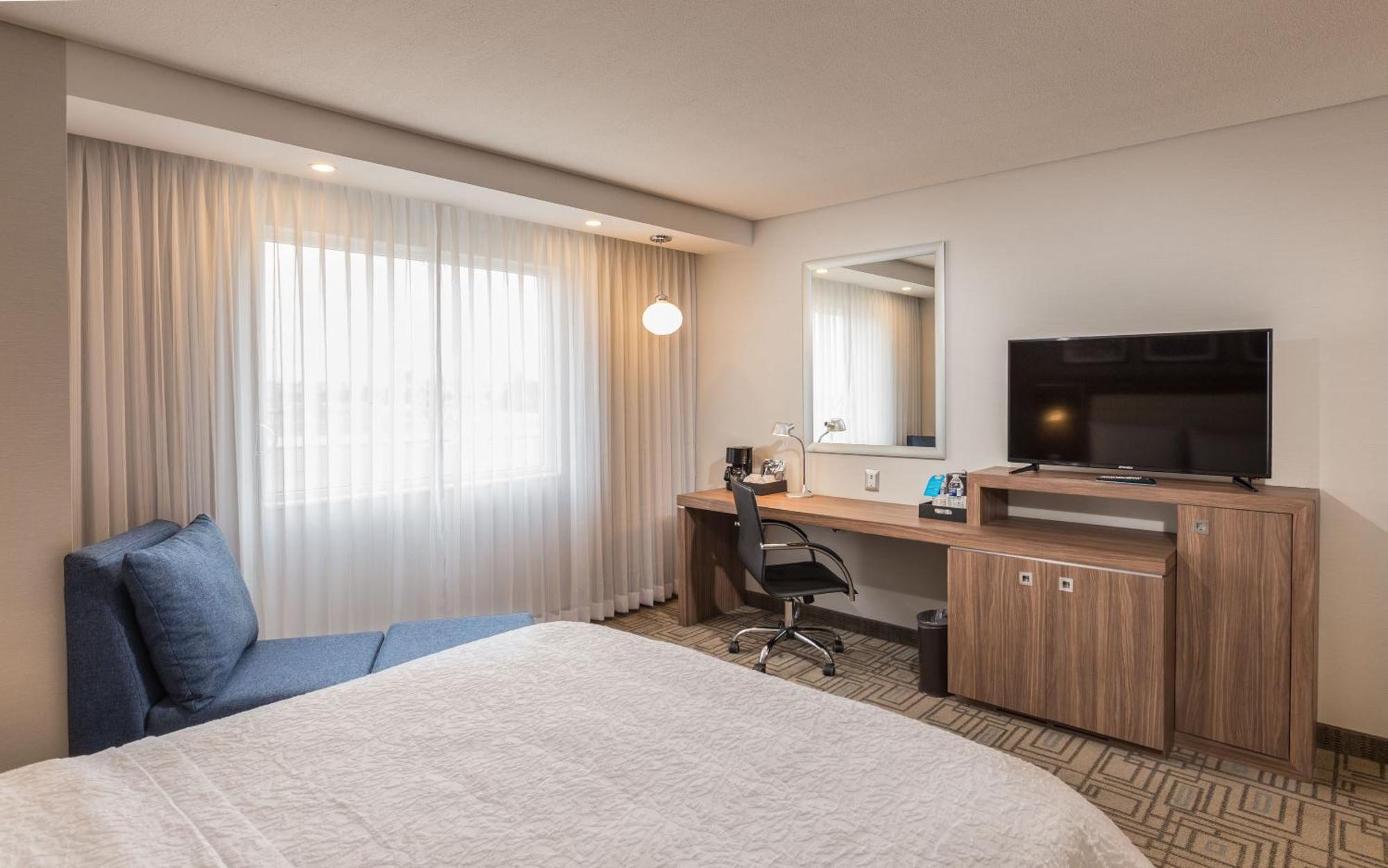 Hampton Inn By Hilton Tijuana Esterno foto