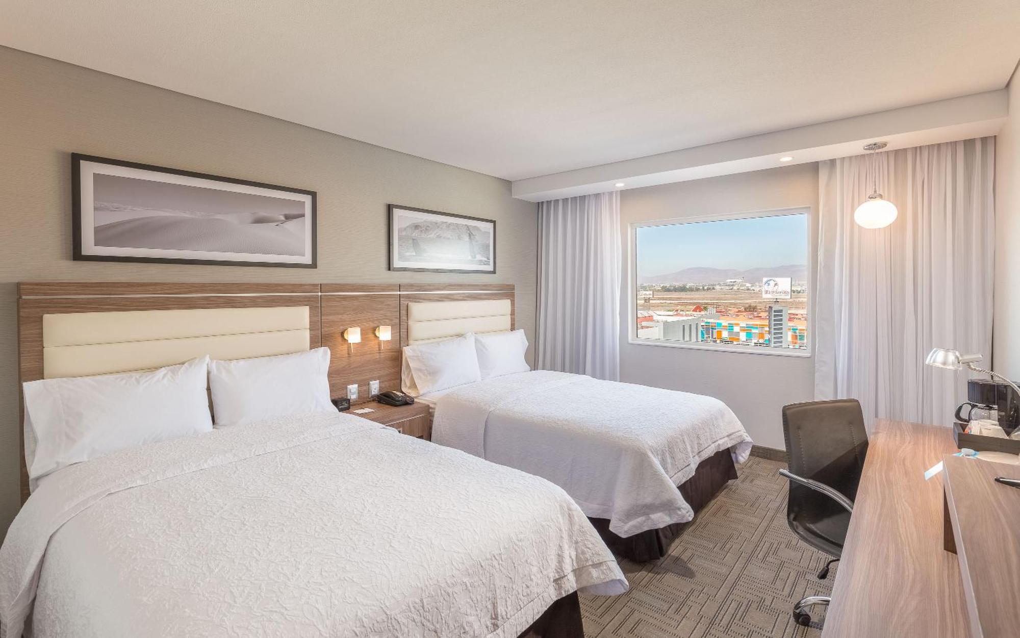 Hampton Inn By Hilton Tijuana Esterno foto