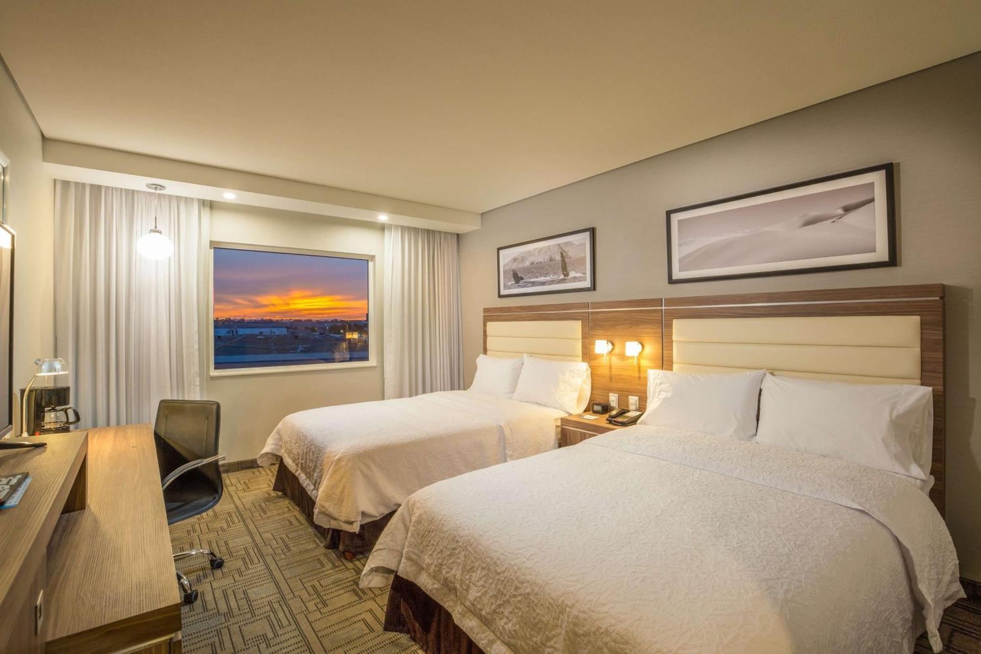 Hampton Inn By Hilton Tijuana Esterno foto