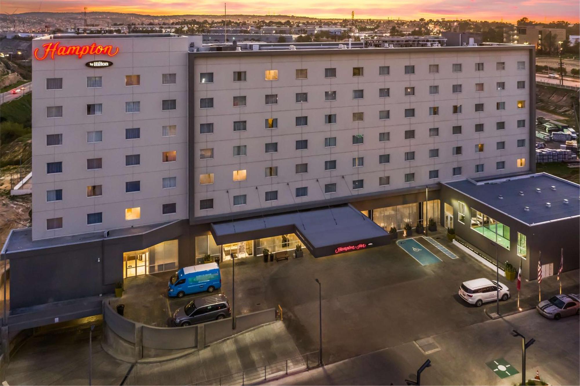 Hampton Inn By Hilton Tijuana Esterno foto